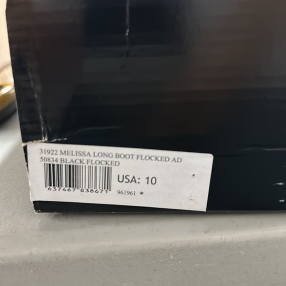 Melissa black flocked boot - Picture 8 of 8